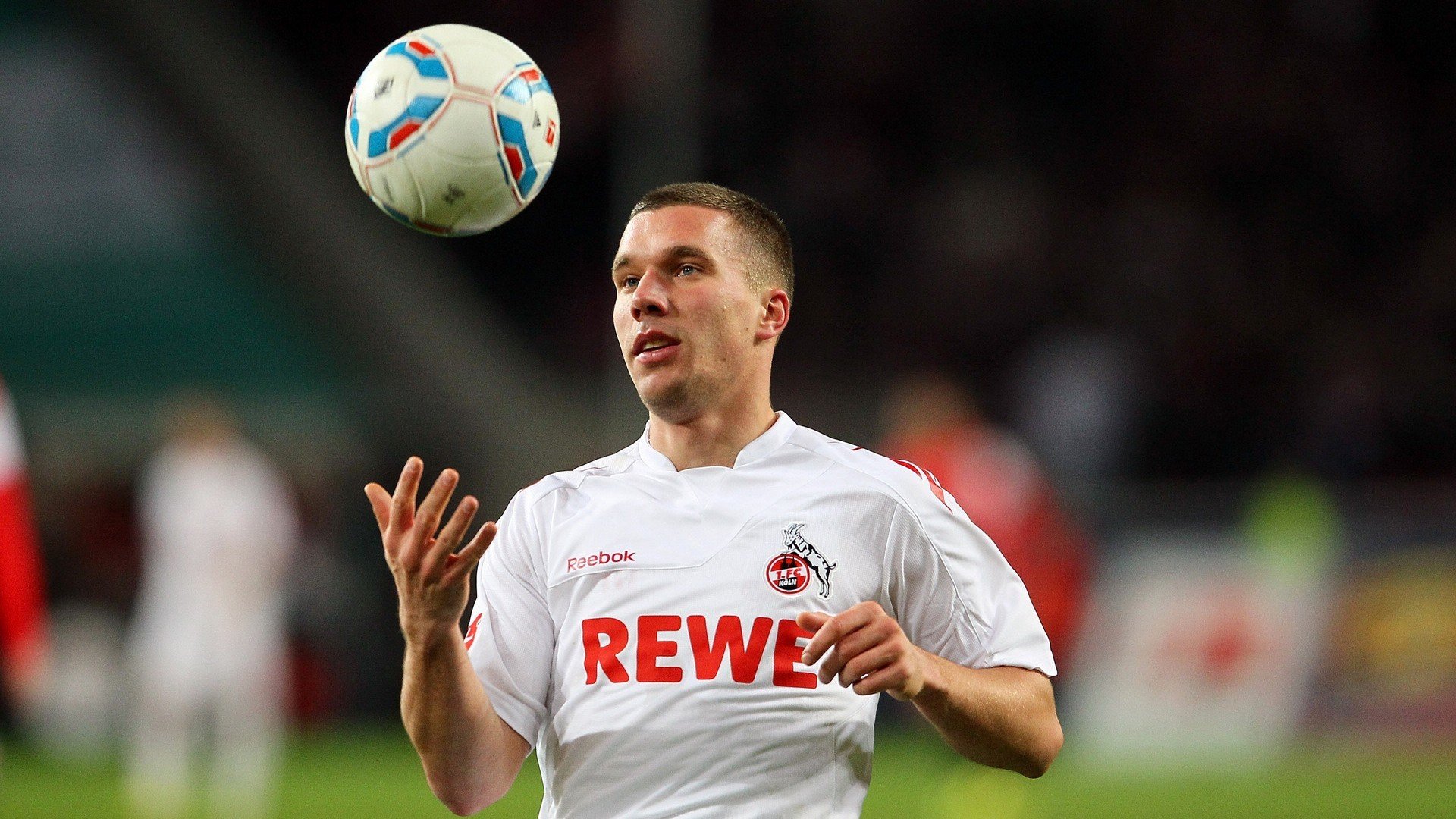 AYX SPORTS-西甲青训体系的国际合作经验,西甲青训最好的俱乐部